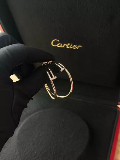 Серьги Cartier гвоздь — фото 7