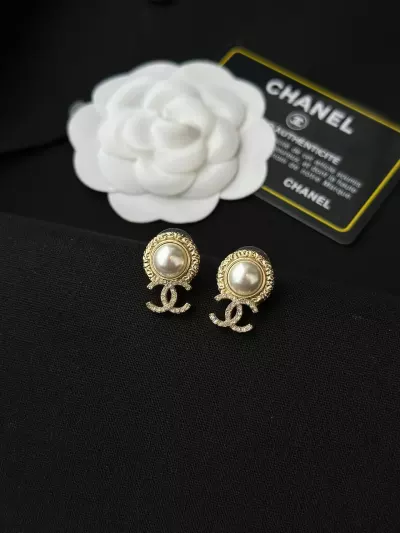 Серьги Chanel